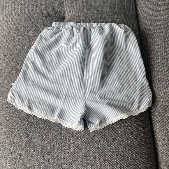 White and Blue Striped Shorts with Lace Detail - Picture 3 of 5